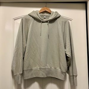 Uniqlo Cropped Sweat Hoodie in Pale Green | Size L